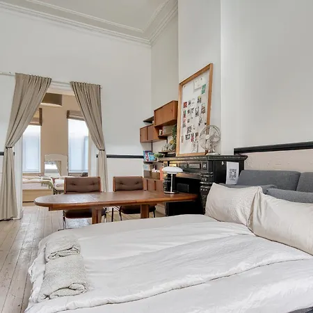 Bed & Breakfast Comenstay Brussels Anderlecht