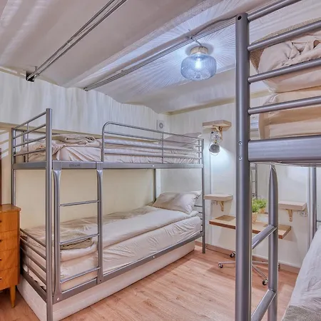 Comenstay