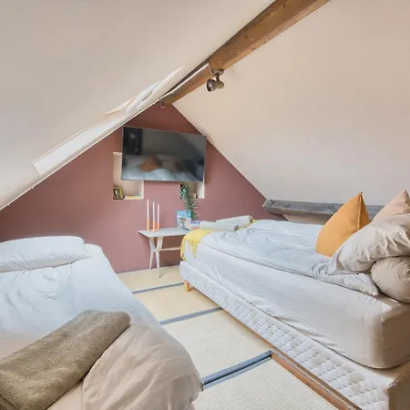 Bed & Breakfast Comenstay